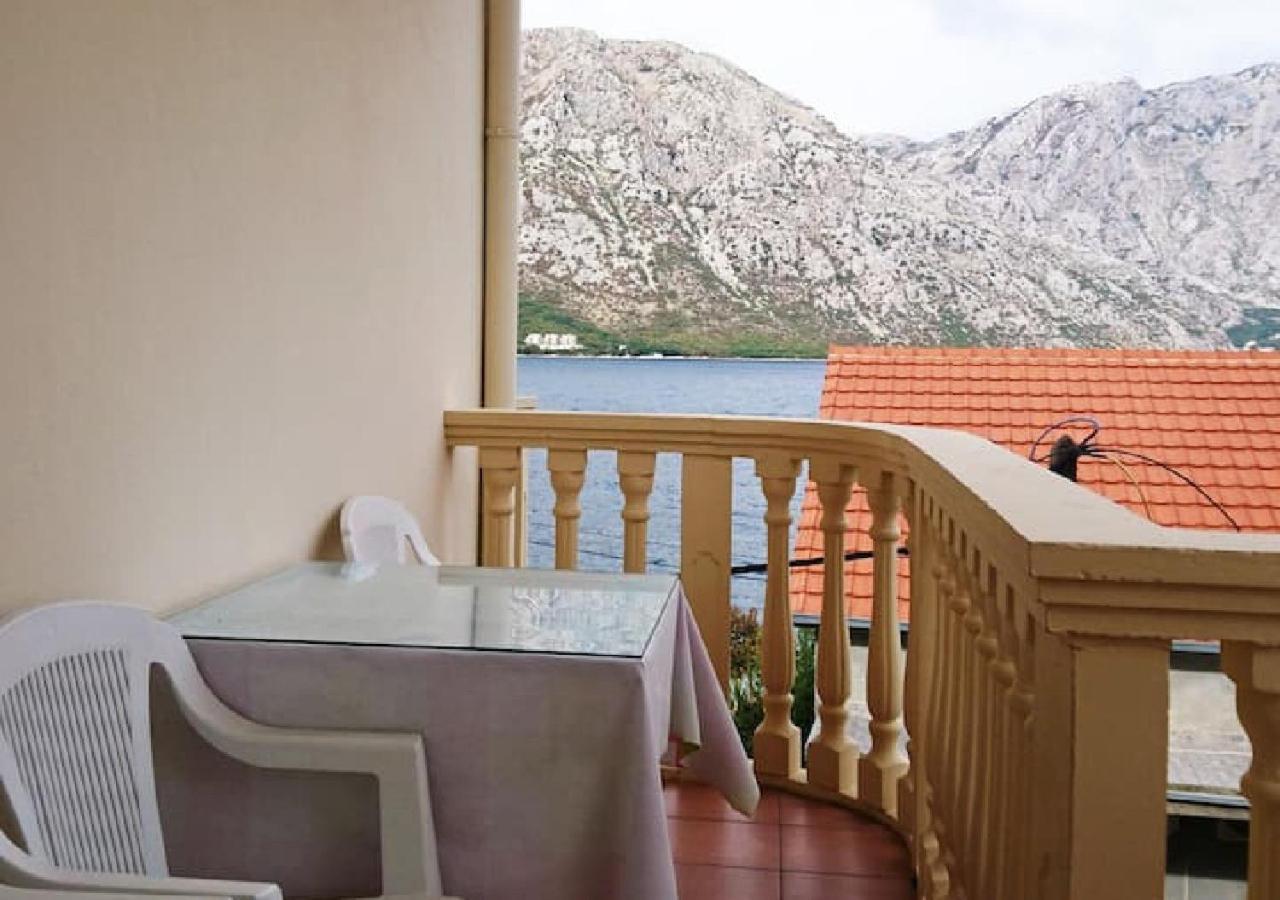 Seaside Apartments Kotor Exterior foto