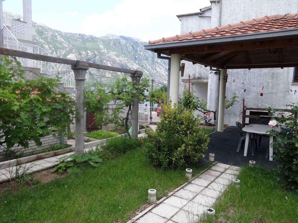 Seaside Apartments Kotor Exterior foto