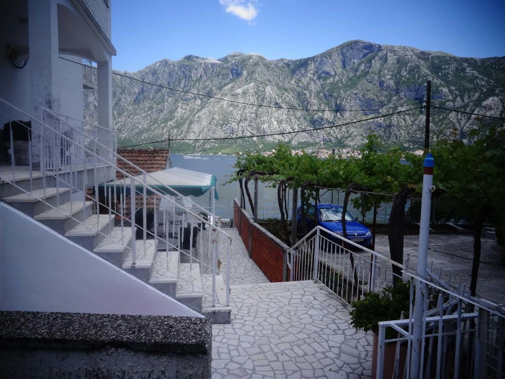 Seaside Apartments Kotor Exterior foto